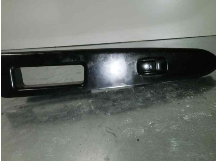 Recambio de mando elevalunas delantero derecho para kia rio i hatchback (dc) 1.5 16v referencia OEM IAM   