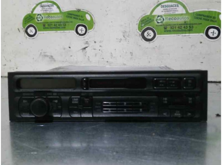 Recambio de sistema audio / radio cd para seat leon (1m1) 1.9 tdi referencia OEM IAM 1M0035186B 