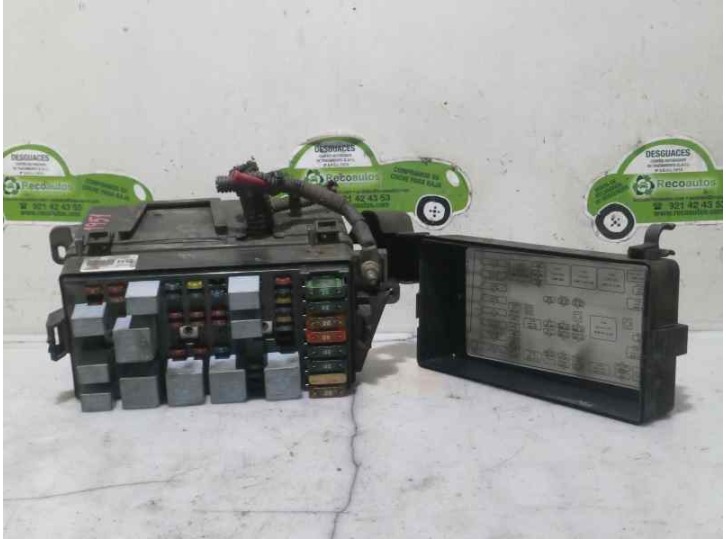 Recambio de caja reles / fusibles para daewoo nubira berlina 2.0 cat referencia OEM IAM 96238785 970626 