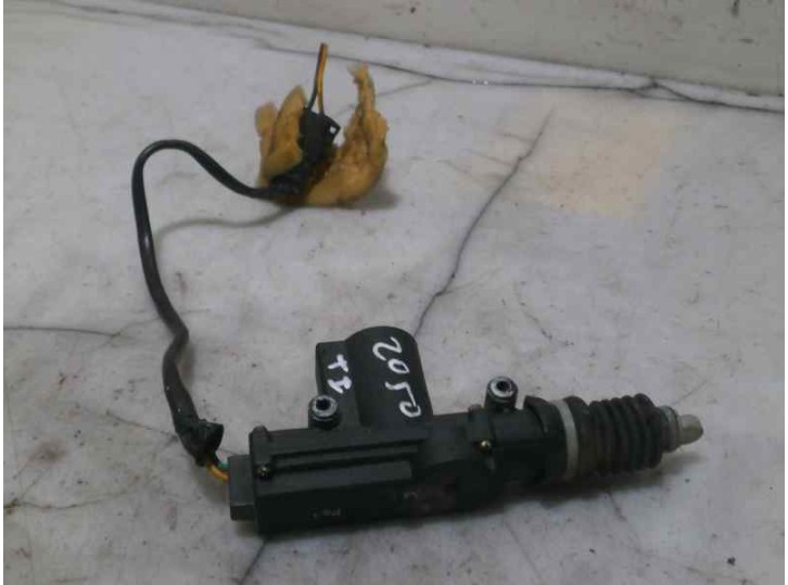 Recambio de motor cierre centralizado trasero izquierdo para tata safari ex safari 2.0 referencia OEM IAM   