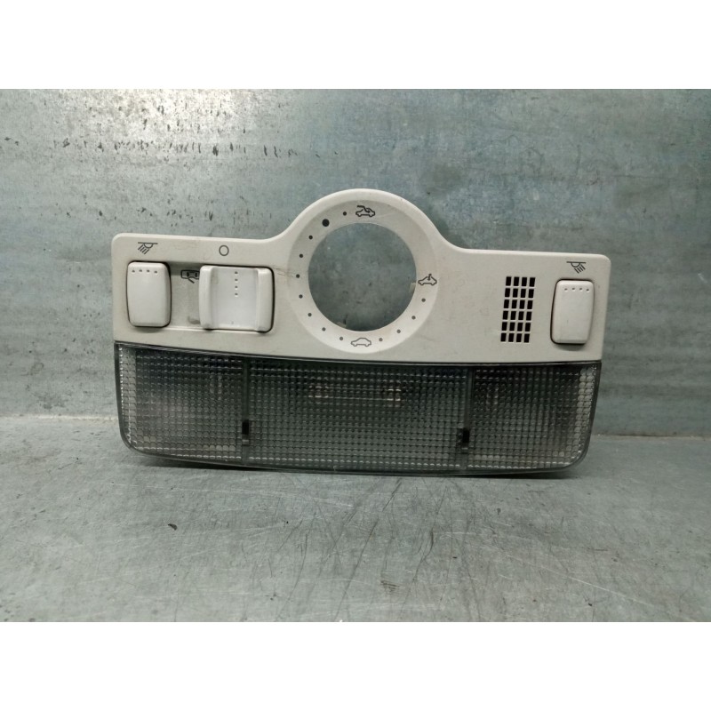 Recambio de luz interior para volkswagen bora i (1j2) 1.6 referencia OEM IAM 1J0947105  