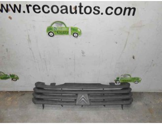 Replacement front grille for Citroën C-15 1.9 D Fam OEM IAM reference 