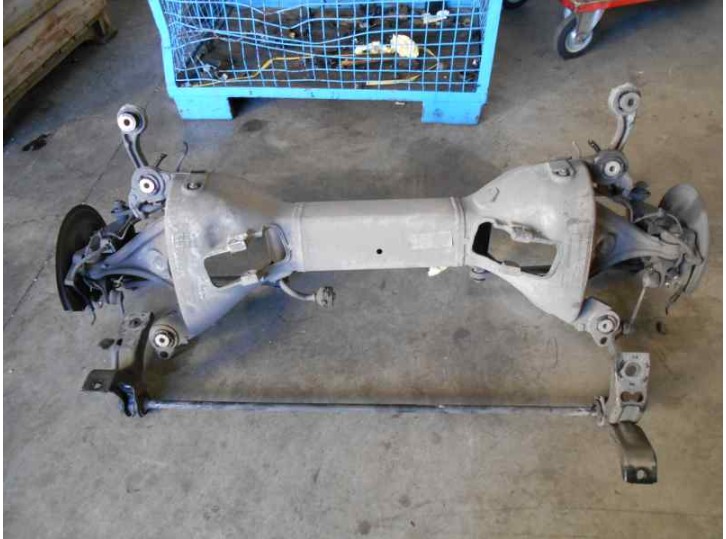 Recambio de puente trasero para peugeot 407 2.0 16v cat referencia OEM IAM PARA DISCOS BURRA 17