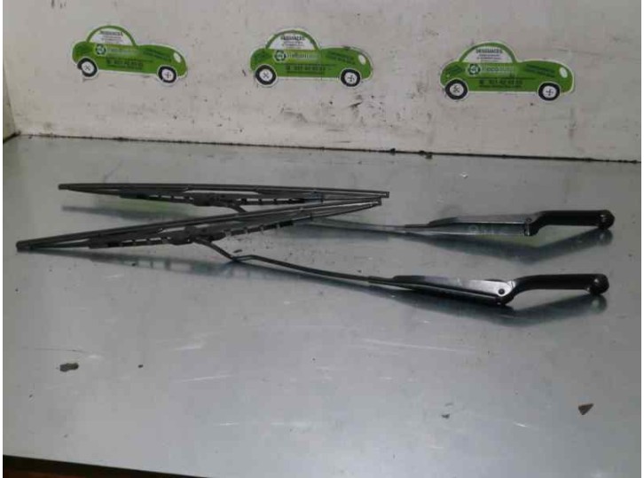 Recambio de brazo limpia delantero derecho para opel vectra b berlina 1.8 16v cat referencia OEM IAM   