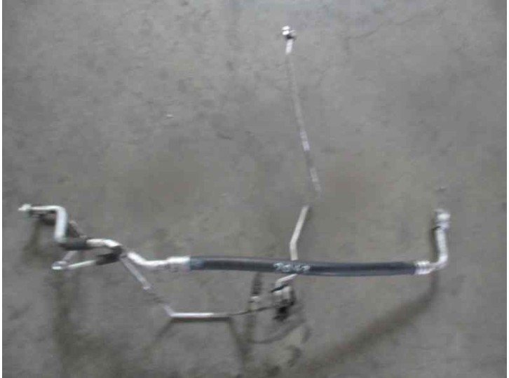 Replacement air conditioning pipes for Kia Rio I Hatchback (DC) 1.5 16V OEM IAM reference 97775FD100 