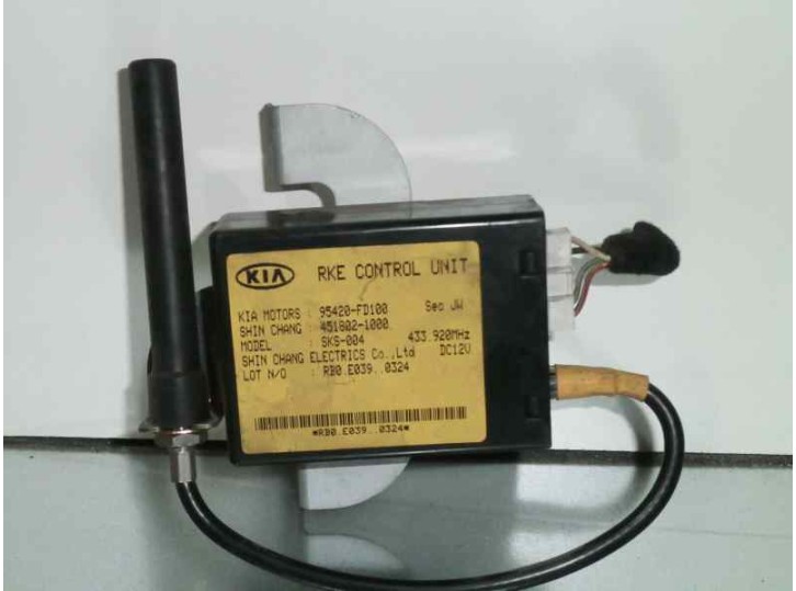 Recambio de centralita cierre para kia rio i hatchback (dc) 1.5 16v referencia OEM IAM 95420FD100 4518021000 