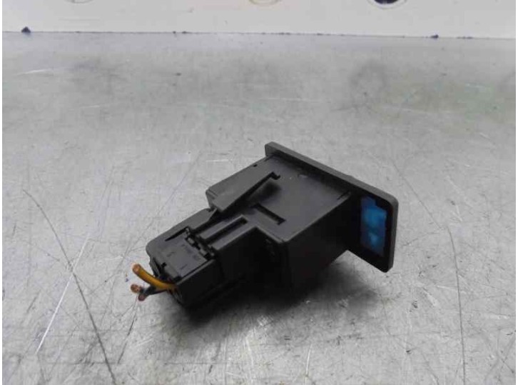 Recambio de mando asiento derecho para volvo serie 960 berlina/familiar 3.0 24v cat referencia OEM IAM 521658 