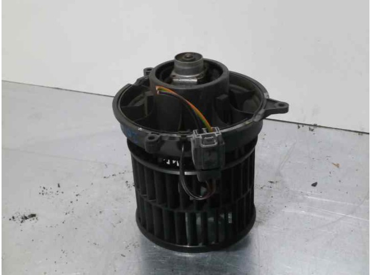 Recambio de motor calefaccion para ford fiesta (cbk) 1.4 tdci cat referencia OEM IAM   