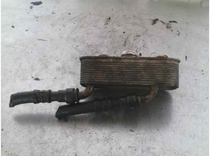 Recambio de radiador aceite para bmw serie 3 berlina (e46) 330d referencia OEM IAM 7505826 1660307 MODINE