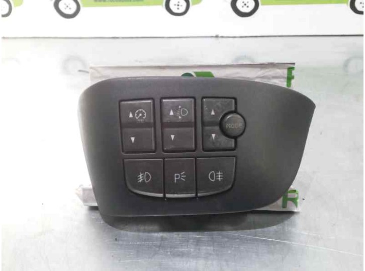 Recambio de botones salpicadero para fiat stilo (192) 1.8 16v cat referencia OEM IAM 