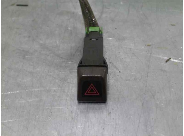 Recambio de warning para volvo v50 familiar 2.0 diesel cat referencia OEM IAM   