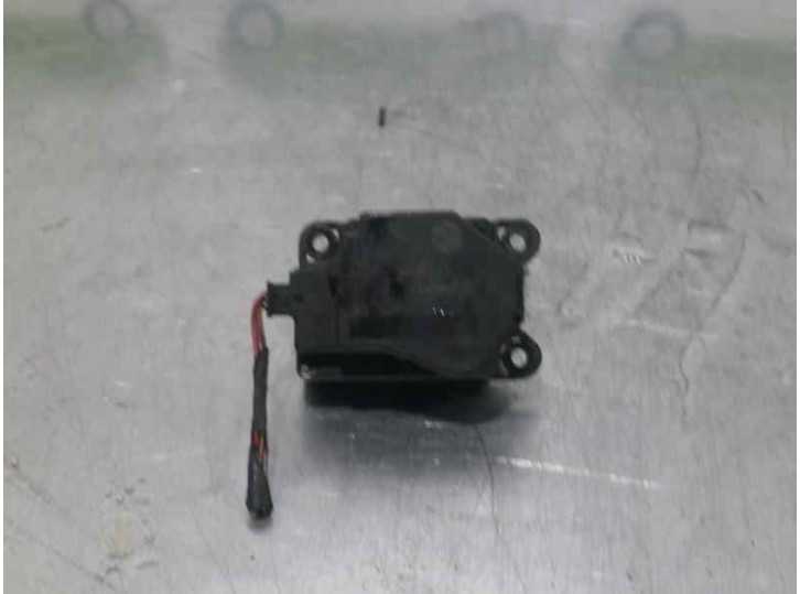 Recambio de motor calefaccion para volvo v50 familiar 2.0 diesel cat referencia OEM IAM 4N5H19E616AB  