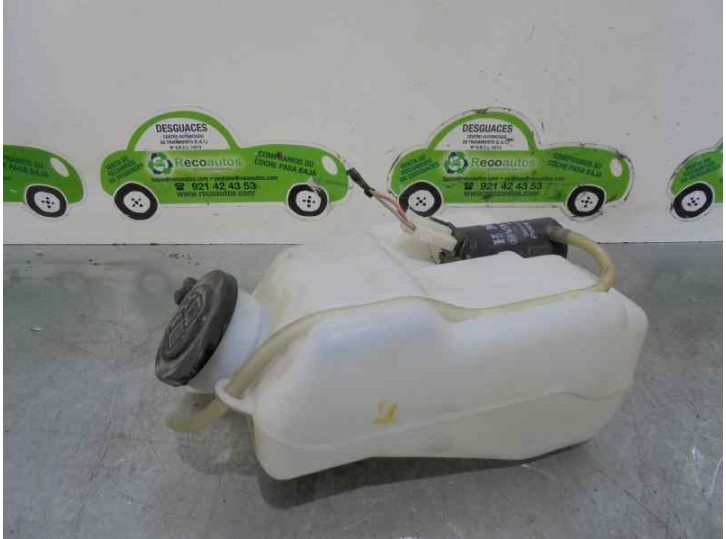 Recambio de deposito limpia para hyundai h 1 2.5 turbodiesel cat referencia OEM IAM 989104A100  