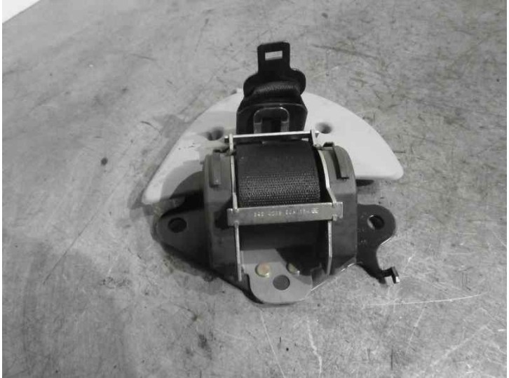 Recambio de cinturon seguridad trasero central para opel meriva blue line referencia OEM IAM 5 PUERTAS