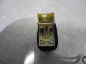 Recambio de mando elevalunas trasero derecho para hyundai accent (lc) 1.3 cat referencia OEM IAM 