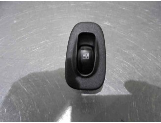 Recambio de mando elevalunas trasero izquierdo para hyundai accent (lc) 1.3 cat referencia OEM IAM 