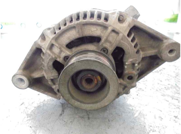 Replacement alternator for Opel Corsa B 1.4 CAT (2H6) OEM IAM reference 90413760 0123120001 BOSCH