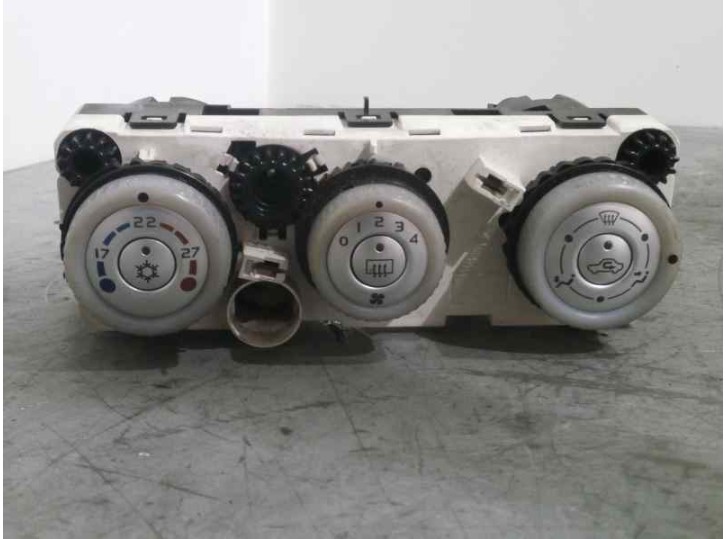 Recambio de mando climatizador para mitsubishi colt cabrio czc instyle referencia OEM IAM P7820A157V TMC06051311RA1 