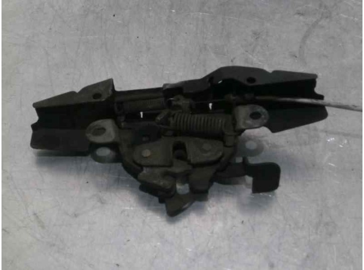 Recambio de cerradura capot para toyota avensis wagon (t25) 2.0 d-cat referencia OEM IAM   5 PUERTAS