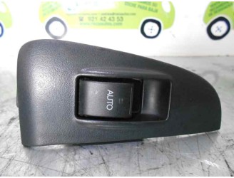 Recambio de mando elevalunas trasero derecho para toyota avensis wagon (t25) 2.0 d-cat referencia OEM IAM   