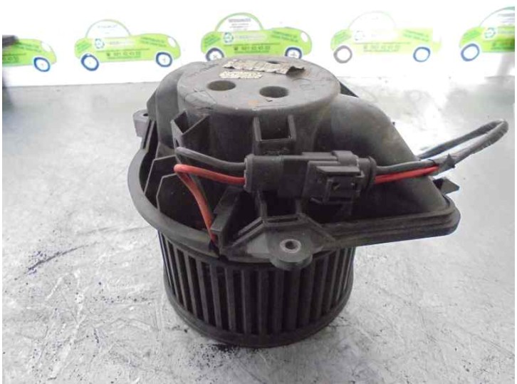 Recambio de motor calefaccion para renault megane 1.6 ba 55 kw referencia OEM IAM A521657125C  VALEO