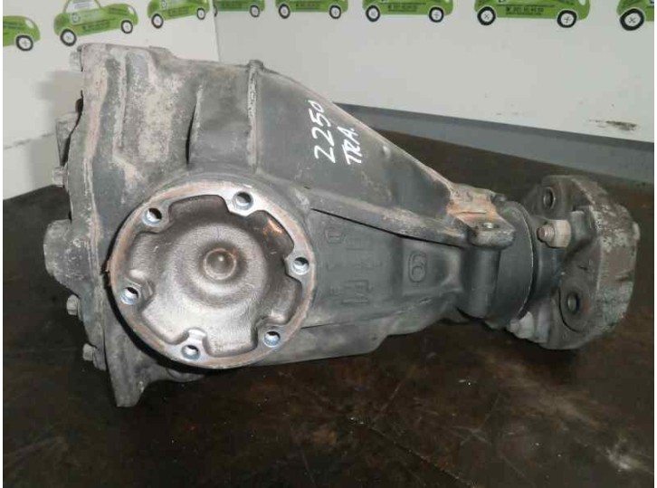 Recambio de diferencial trasero para mercedes-benz clase c (w203) berlina 220 cdi (203.006) referencia OEM IAM 1540616 210351330