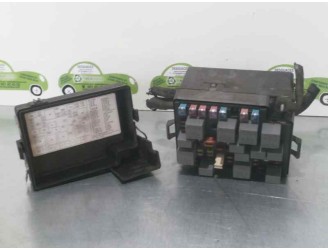 Recambio de caja reles / fusibles para kia shuma ii 1.6 cat referencia OEM IAM 15337676 OK2A167740 DECO