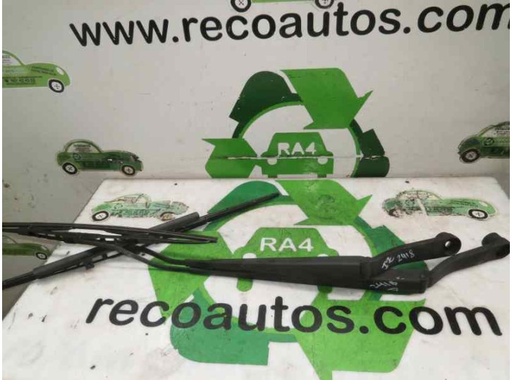 Recambio de brazo limpia delantero derecho para kia sorento 2.4 16v cat referencia OEM IAM 983203E000  