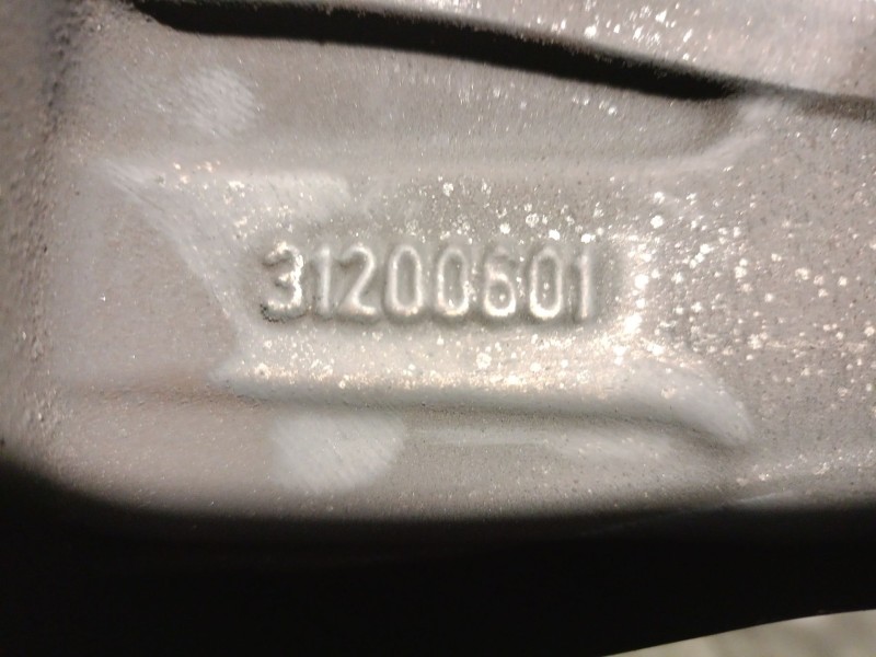 Recambio de llanta para volvo v60 i (155) 1.6 drive referencia OEM IAM 31200601 R167.0JX16H2ET50 