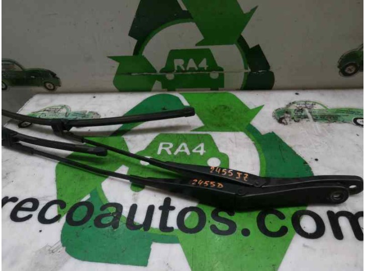 Recambio de brazo limpia delantero derecho para opel astra h berlina cosmo referencia OEM IAM 93178942 