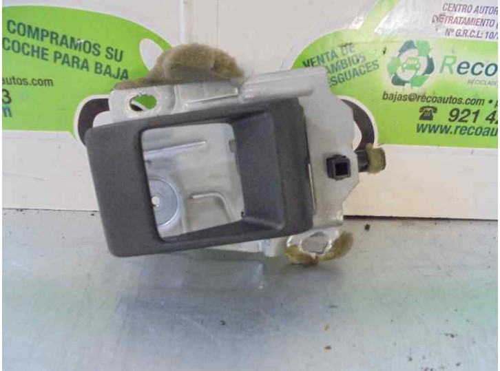 Recambio de maneta interior trasera izquierda para land rover freelander (ln) 2.0 td4 cat referencia OEM IAM CAJA 1 