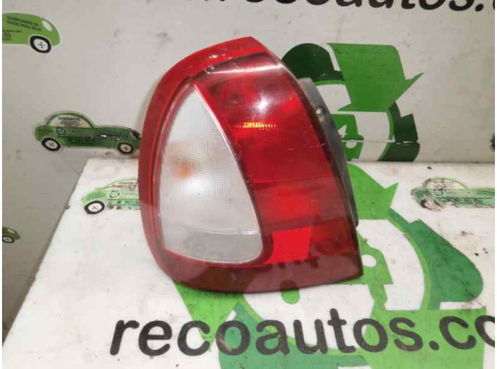 Recambio de piloto trasero izquierdo para daewoo nubira berlina 2.0 cat referencia OEM IAM 