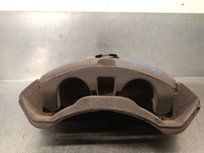 Recambio de pinza freno trasera izquierda para nissan atleon nissan atleon referencia OEM IAM 777603  777603 BREMBO