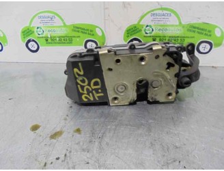 Recambio de cerradura puerta trasera derecha para citroën xsara berlina 1.9td attraction referencia OEM IAM   5 PUERTAS