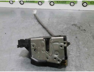 Recambio de cerradura puerta trasera izquierda para bmw serie 3 berlina (e46) 320d referencia OEM IAM 7011245 7 PINES 4 PUERTAS