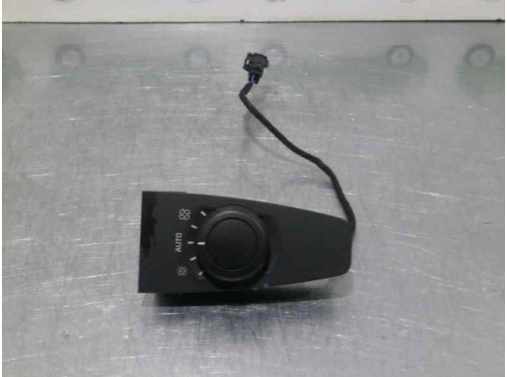 Recambio de mando climatizador para citroën c4 grand picasso sx referencia OEM IAM 9659796877  