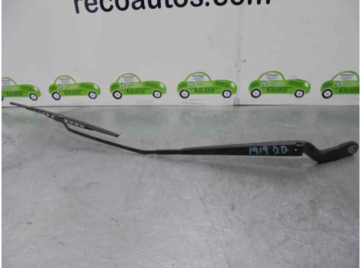 Replacement front right wiper arm for Ford Fiesta (CBK) 1.4 TDCi CAT OEM IAM reference 