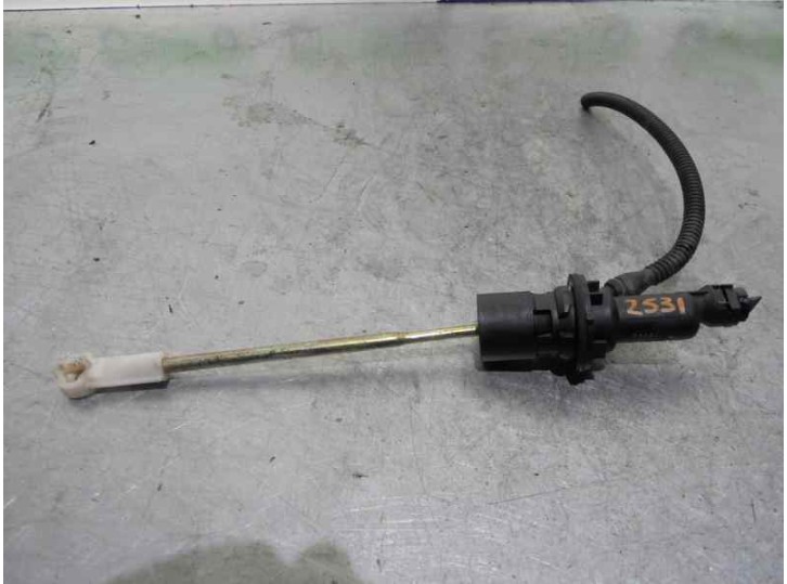 Recambio de bomba embrague para peugeot 307 (s1) xs referencia OEM IAM 9637030880 496284010601 