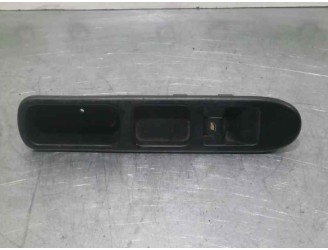 Replacement front right window switch for Peugeot 307 Break / SW (S1) 2.0 HDI CAT OEM IAM reference 96351625XT 02808 