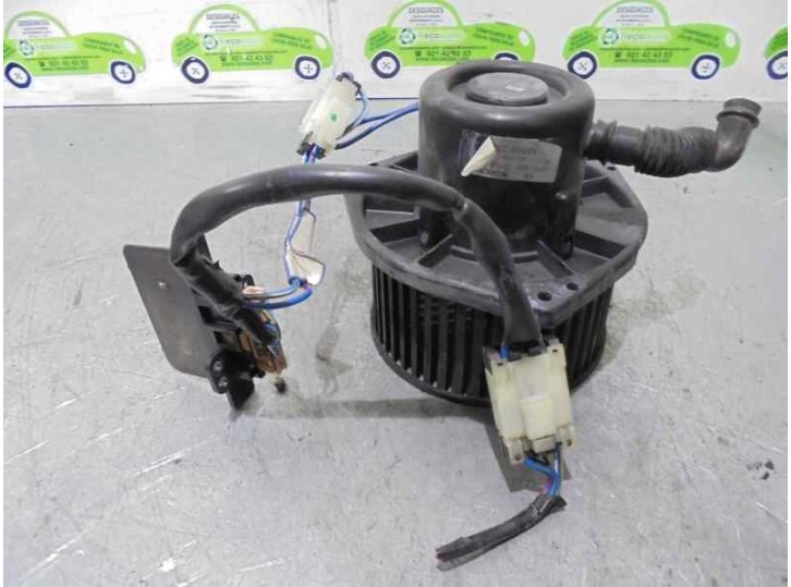 Recambio de motor calefaccion para nissan vanette cargo 1.6 referencia OEM IAM 
