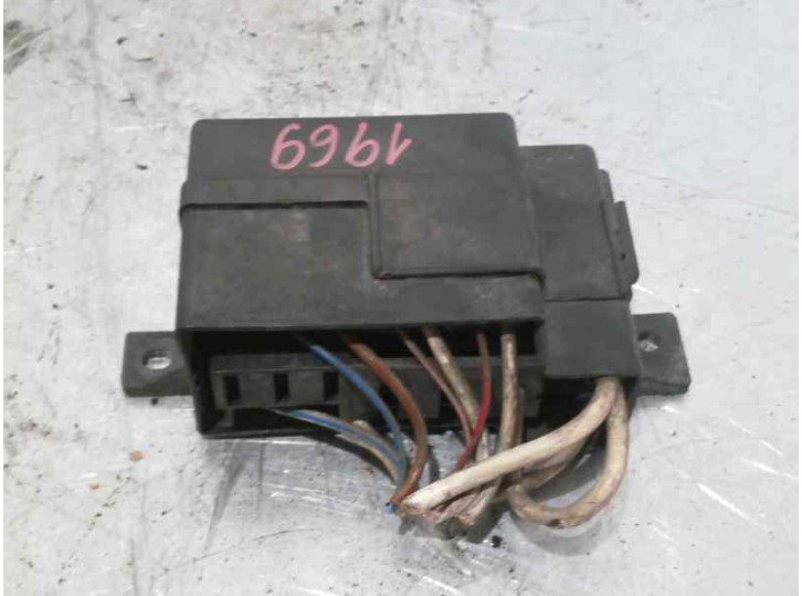 Recambio de caja reles / fusibles para nissan vanette cargo 1.6 referencia OEM IAM 71242641 25230C9965 