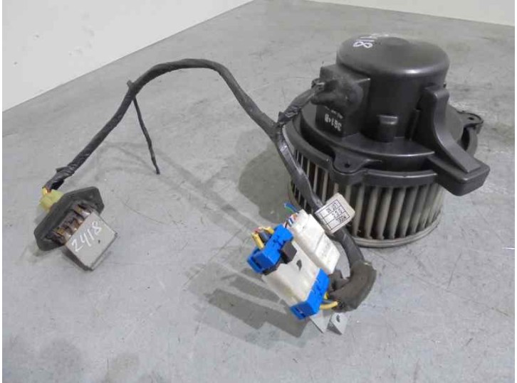 Recambio de motor calefaccion para kia sorento 2.4 16v cat referencia OEM IAM 3G11 