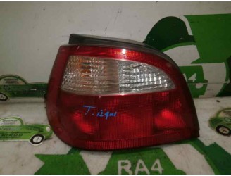 Recambio de piloto trasero izquierdo para renault megane i fase 2 berlina (ba0) 1.4 16v referencia OEM IAM 7700428320 5 PUERTAS