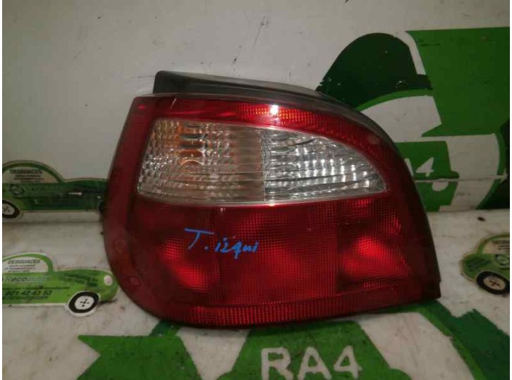 Replacement rear left tail light for Renault Megane I Phase 2 Saloon (BA0) 1.4 16V OEM IAM reference 7700428320 5 DOORS