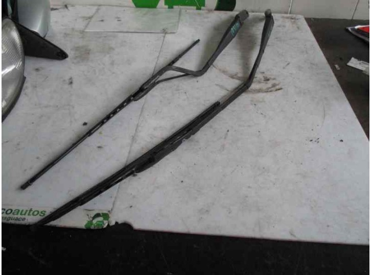 Recambio de brazo limpia delantero izquierdo para saab 9-3 coupé 2.2 tid referencia OEM IAM 4448668  