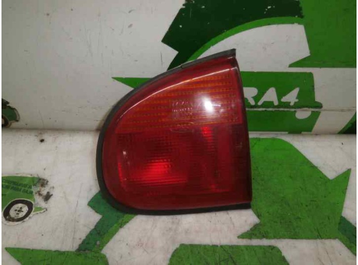 Recambio de piloto trasero izquierdo para ford escort berlina/turnier 1.8 turbodiesel referencia OEM IAM 93AG15K258 93AG15K258 D