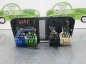 Recambio de mando elevalunas delantero izquierdo para mg serie 25 (rf) classic (5-ptas.) referencia OEM IAM YUF101210 