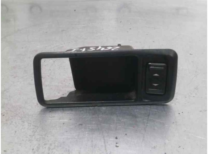 Recambio de mando elevalunas trasero izquierdo para ford focus c-max (cap) 2.0 tdci cat referencia OEM IAM 3M51226A37ADW 