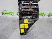 Recambio de caja reles / fusibles para mg serie 25 (rf) classic (5-ptas.) referencia OEM IAM YQE103730 