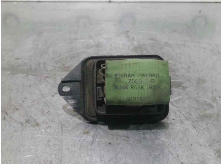 Recambio de resistencia calefaccion para volvo serie 850 2.5 10v berlina referencia OEM IAM 9137937 